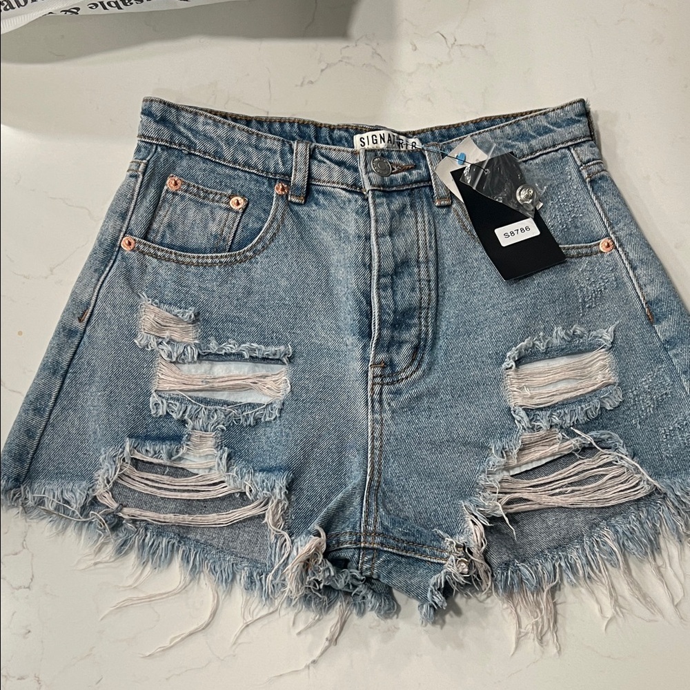 NWT Women's Ripped Jean Shorts - Size Small